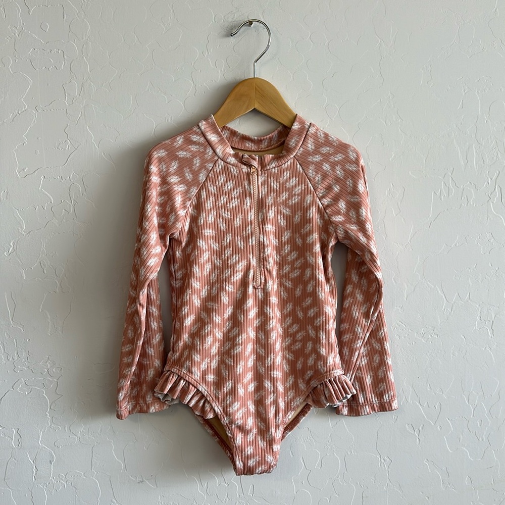 Girls Swim. Size 6/7.